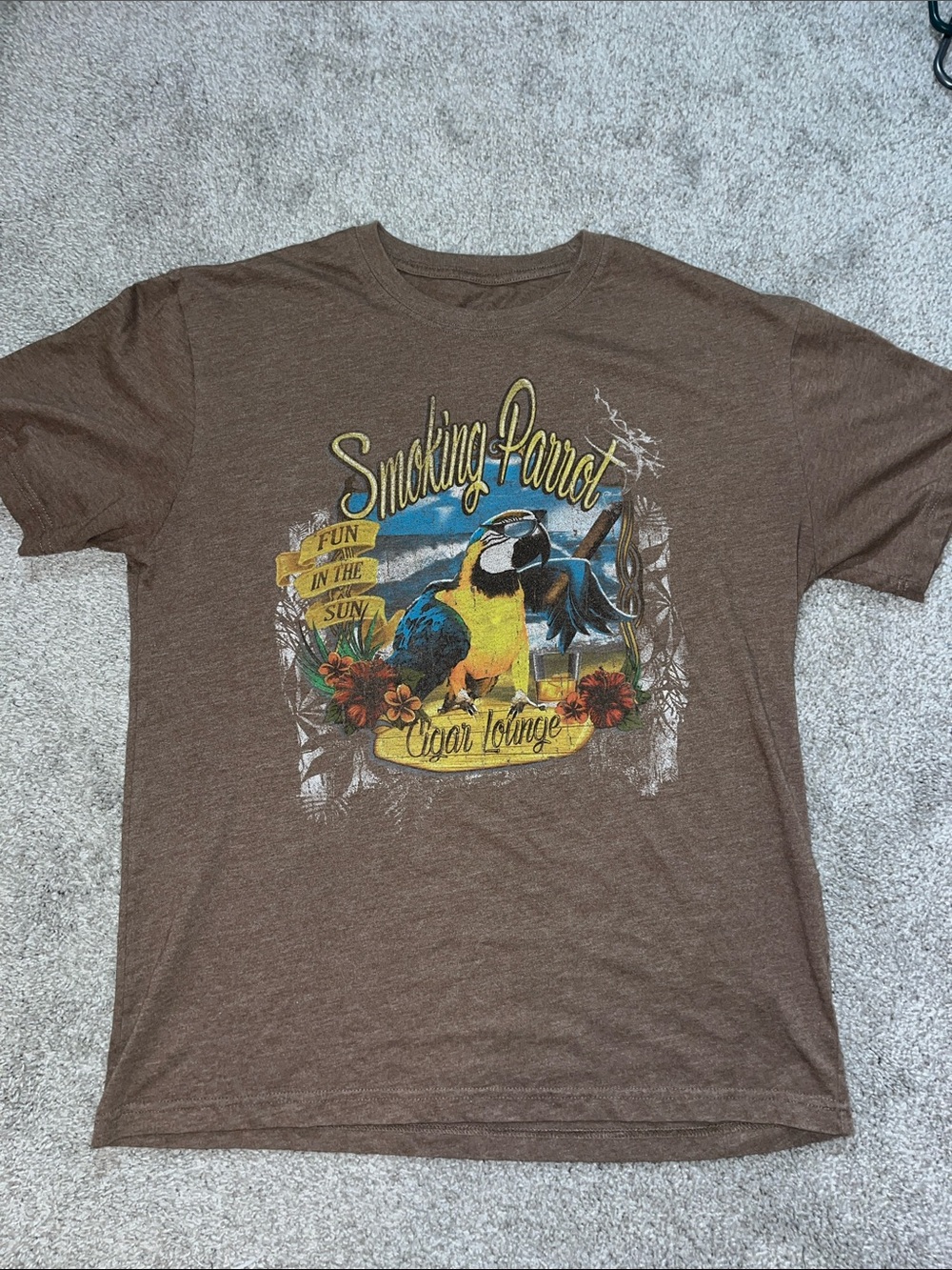 Jimmy Buffet Margaritaville Cigar Lounge Smoking Parrot T Shirt Brown worn